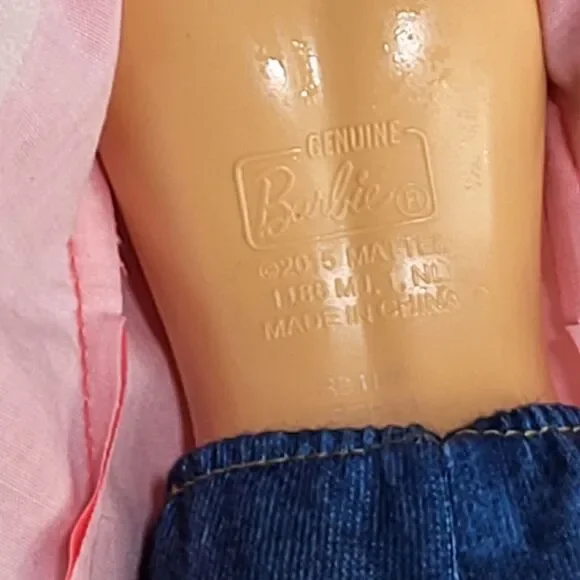 Lot of 3 -Barbie Career Animal Rescue, Skipper Purple Streak Hair plus clothes - Picture 15 of 16